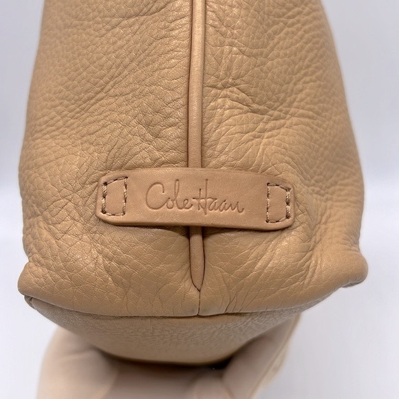 Cole Haan Avery Large Leather Hobo Shoulder Bag Tan Gold - Picture 8 of 16